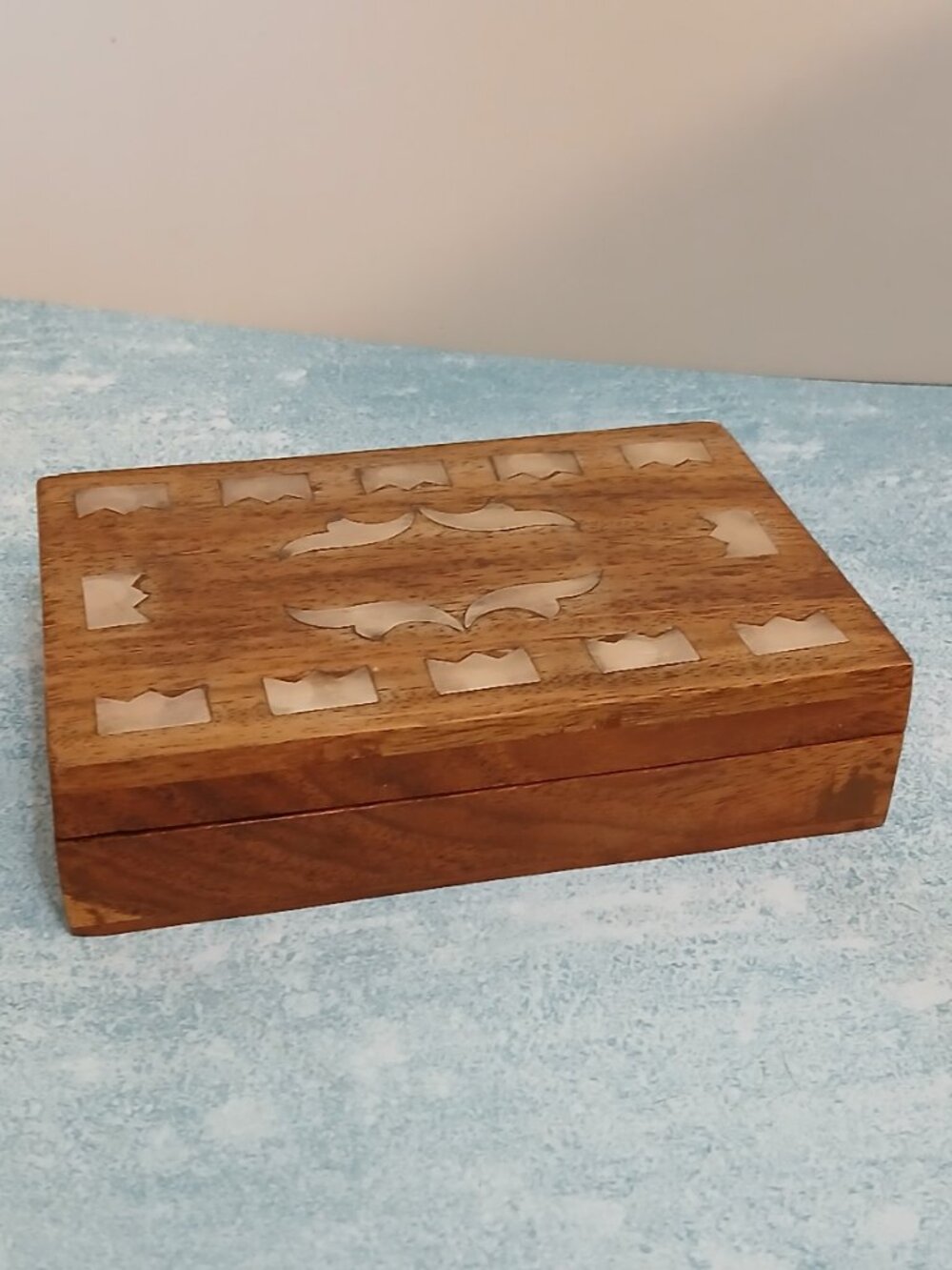 Vintage Wooden Trinket Box with Brass Inlay - Picture 1 of 10